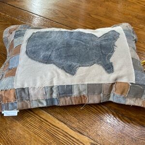 Primitives by Kathy map of United States on front of 15”x22” patchwork pillow.